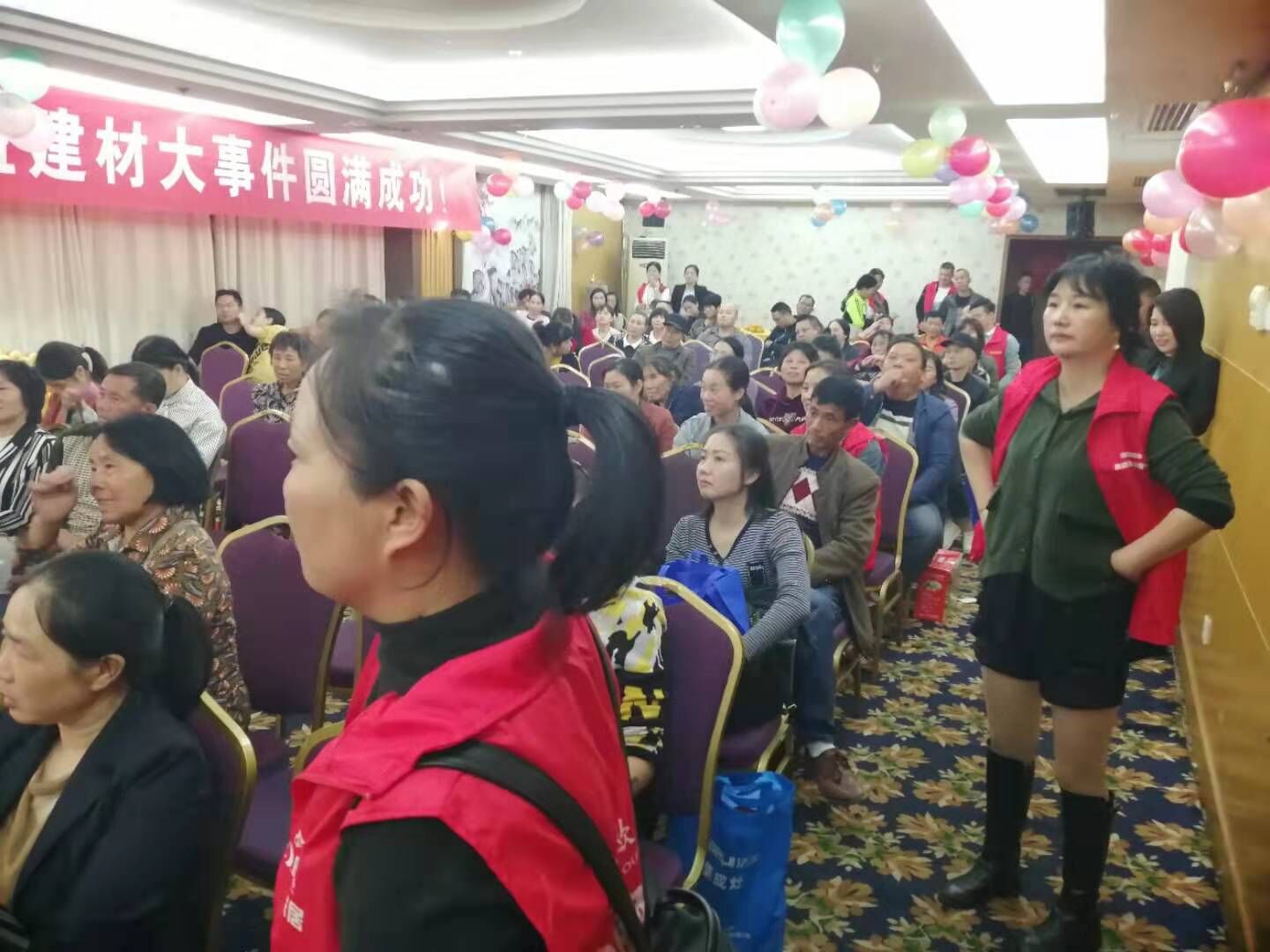 攸縣建材大事件完滿落幕，法瑞集成灶燃爆全場(chǎng)！